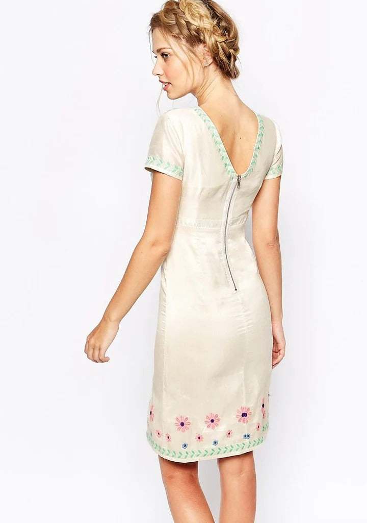 (Product 7) Sample - Clothing And Accessory Boutiques For Sale Secondary image